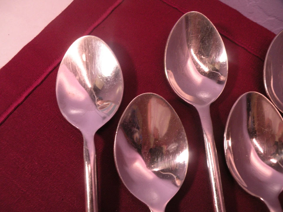 6 cucharas de sopa ovaladas Cuomo Place Gibson 18/8 cubiertos de acero inoxidable anillo abierto 8" Foto 2 de 4