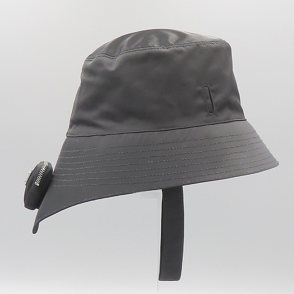 Prada Nylon Bucket Hat with Triangular Mini Pocke… - image 5