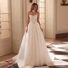 Delicate Dressed as a Bride with Sleeveless A-line Zipper Sweetheart Appliques