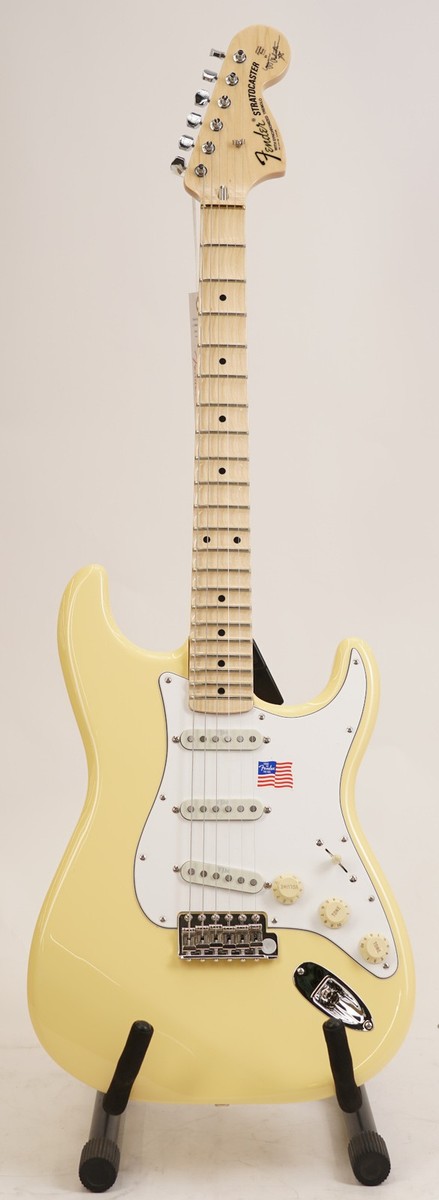ギター Fender USA Yngwie Malmsteen Stratocaster Amazon.com: Fender Yngwie Malmsteen Stratocaster - Vintage