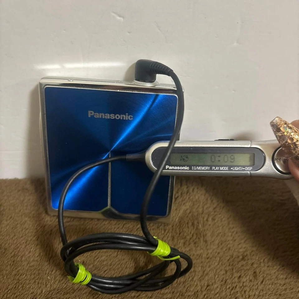 Panasonic SJ-MJ95 Portable MD Player - Image 2 of 4