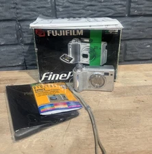 Fujifilm FinePix E510 Digital Camera 5.2MP Silver Tested With Manual And Box