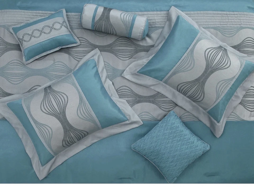 Nanshing Kath Blue 7-Piece Comforter Set  Queen - Image 2 of 4