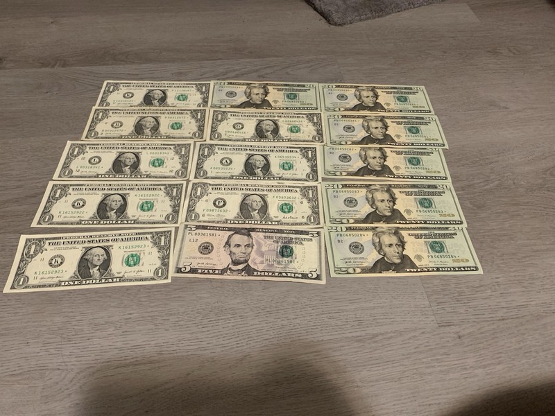 Lot Of Star Notes (5 Nearly 6 Perfect Condition Sequential $20s) (1s 5s And 20s)