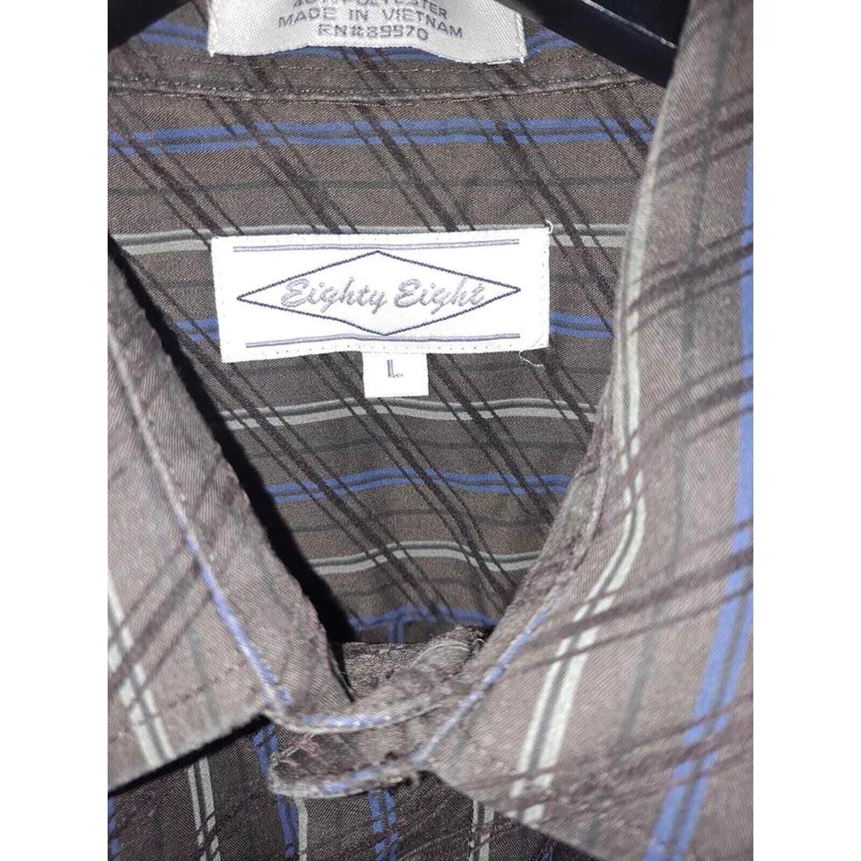 Eighty Eight Gray, White and Blue Button Up Size Large - Image 3 of 4