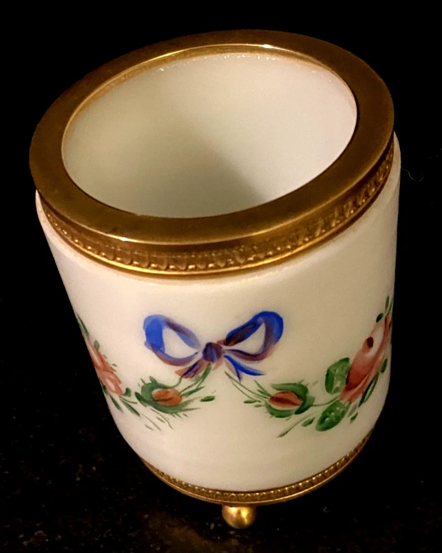 Petit pot vase porcelaine opaline fleurs noeuds ancien vintage monture bronze TB - Photo 2/4