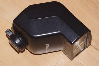Pentax AF 200 FG  -  Blitzgerät für Digitalkameras DSLR