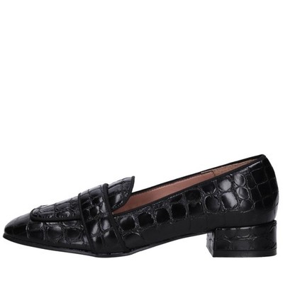 P775CO COCCO Loafers and Briefs on WHITE Women Black Amv05_white