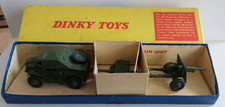 DINKY TOYS 697 25 POUNDER FIELD GUN SET V/ GOOD MODELS AND COMPLEAT DISPLAY BOX