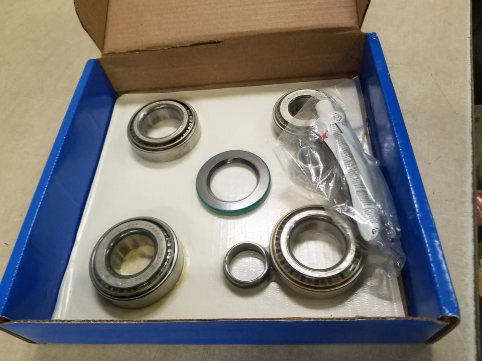 Axle Differential Bearing and Seal Kit SKF SDK335 - Image 3 of 4
