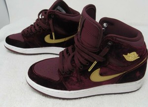 jordan 1 heiress velvet