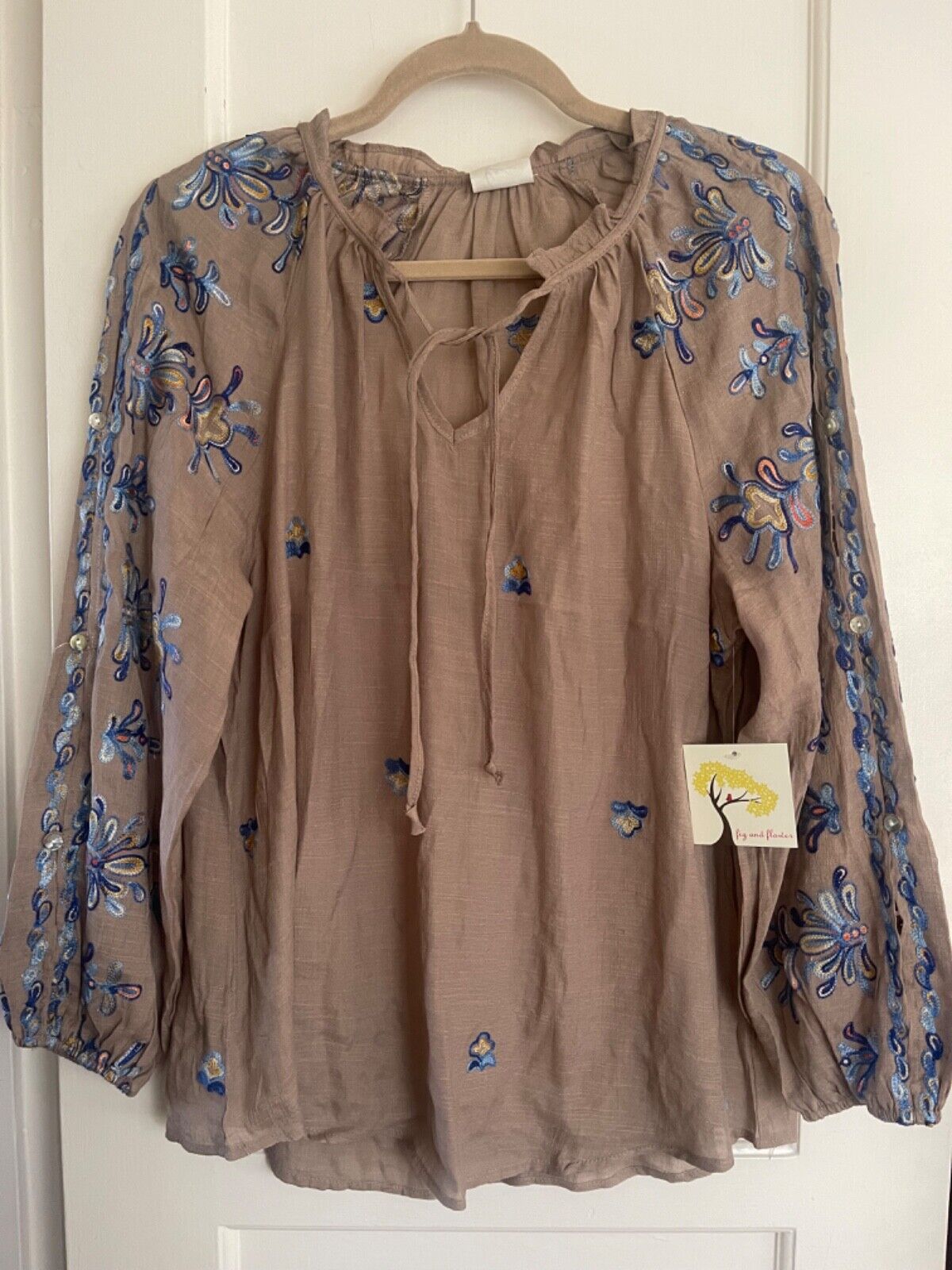 NWT Anthropologie Figueroa Flower PEASAN Blouse Boho TOP Tunic L Embroidered