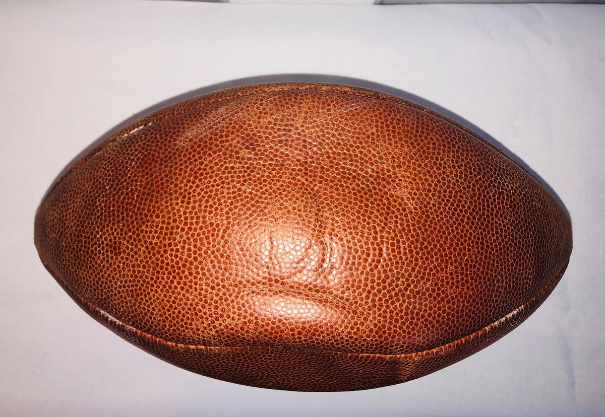 Vintage Official J2V Football Spalding 336 Triple Lined Lock Vintage Official J2V Football Spalding 336 Triple Lined Lock