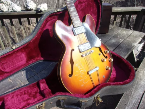 1966 Gibson ES 335 TD 12 String Guitar signed by BB King