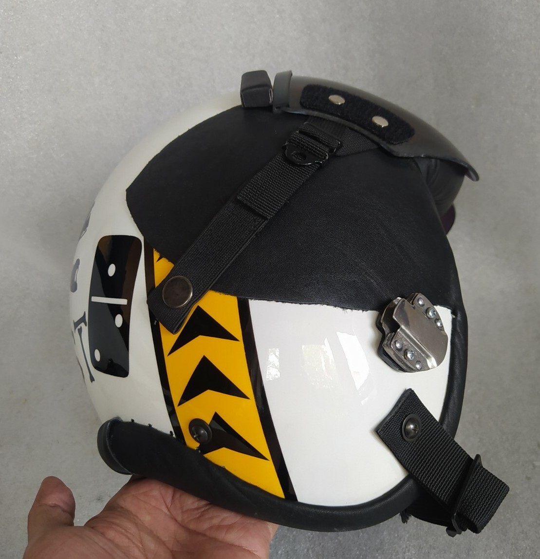米海軍 VFA-106 グラディエーターズ HGU-55/P ヘルメット ラージ HGU-55 JOLLY ROGER SQUADRON
