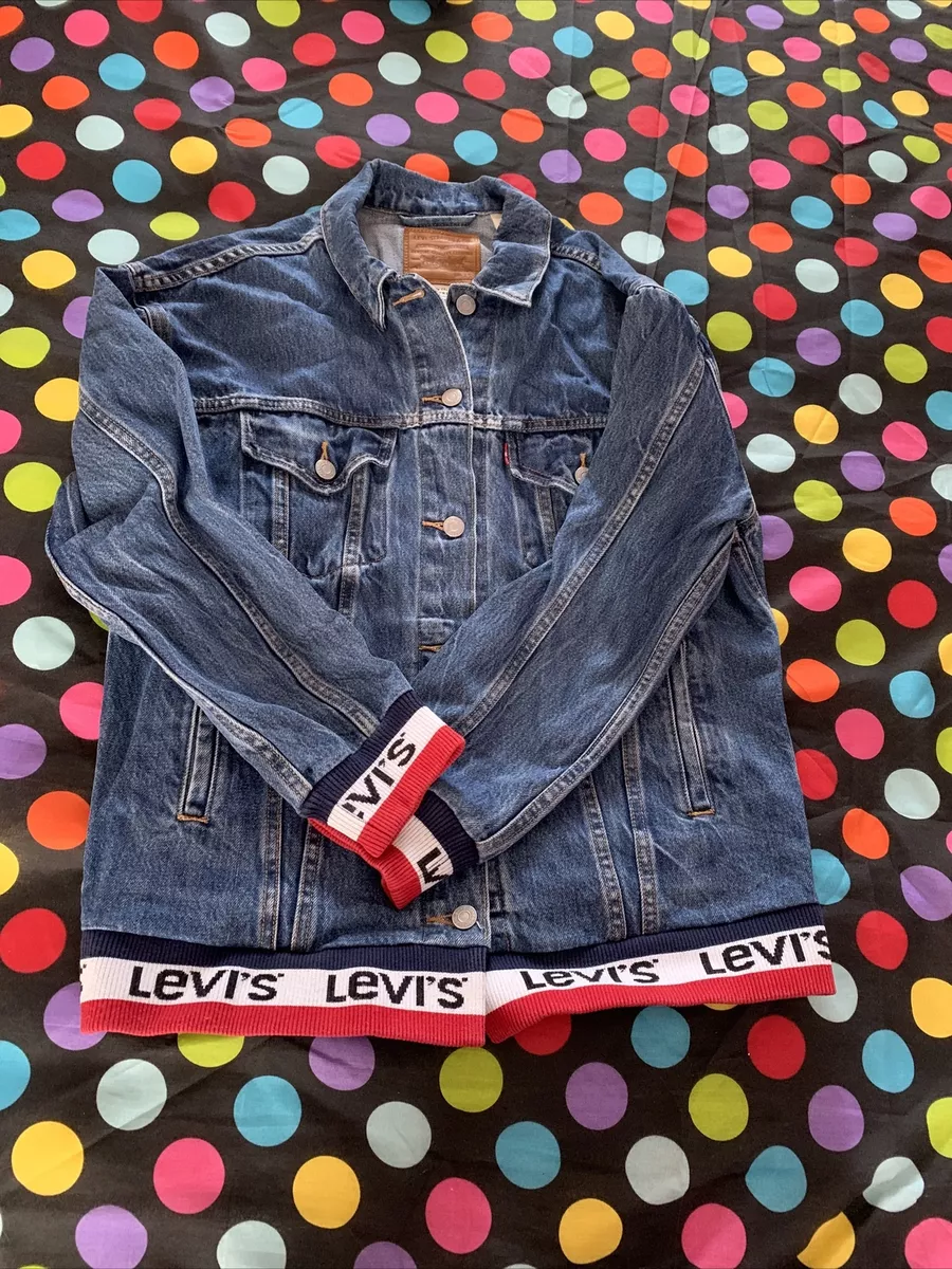 Levi s Baggy Oversized Women s Sport Logo Tape Trucker Blue Denim Jacket Size XS