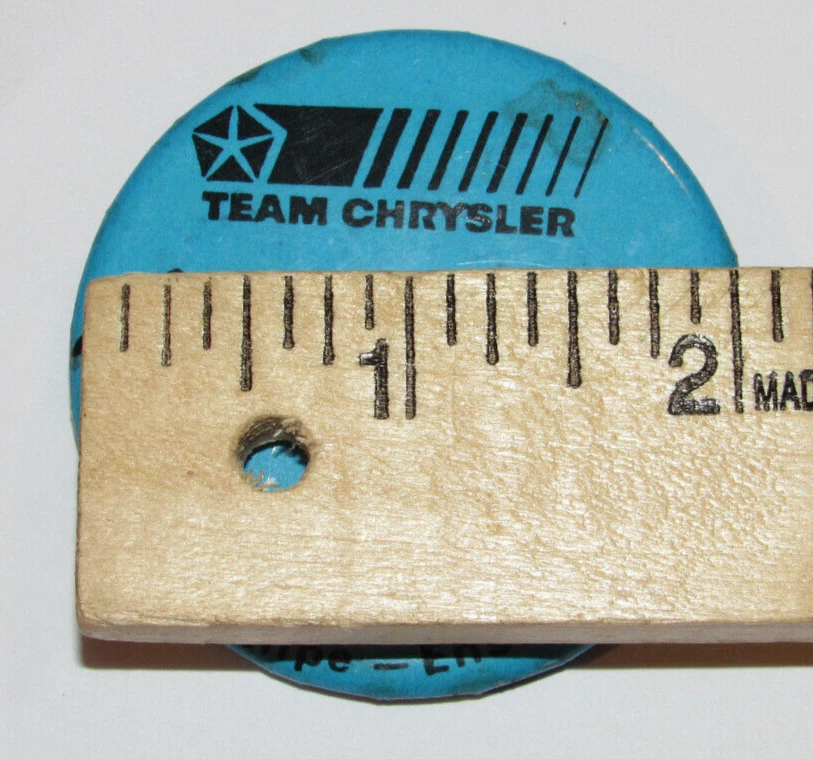 VTG 1987 TEAM CHRYSLER BUTTON! LA CARRERA INTERNATIONAL ROAD RACE! SAN FELINE - Image 3 of 3