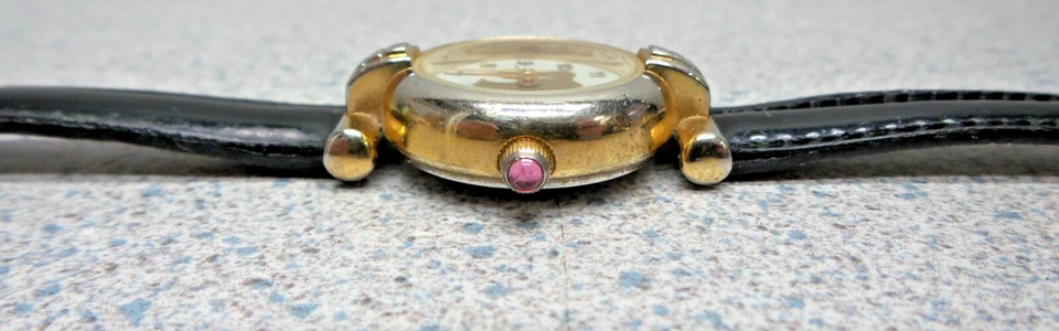 Reloj reliquia Barbie vintage charol negro, placa frontal de ópalo, 1995 CR. Japón Foto 3 de 4