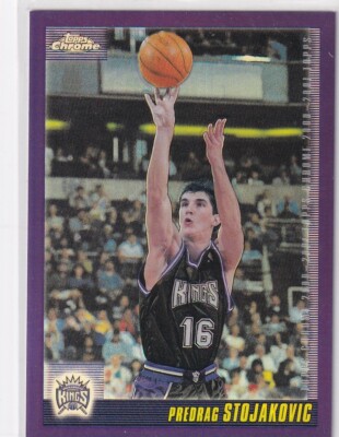 Topps Chrome NBA Basketball 2000-2001 No. 55 Predrag Stojakovic Refractor