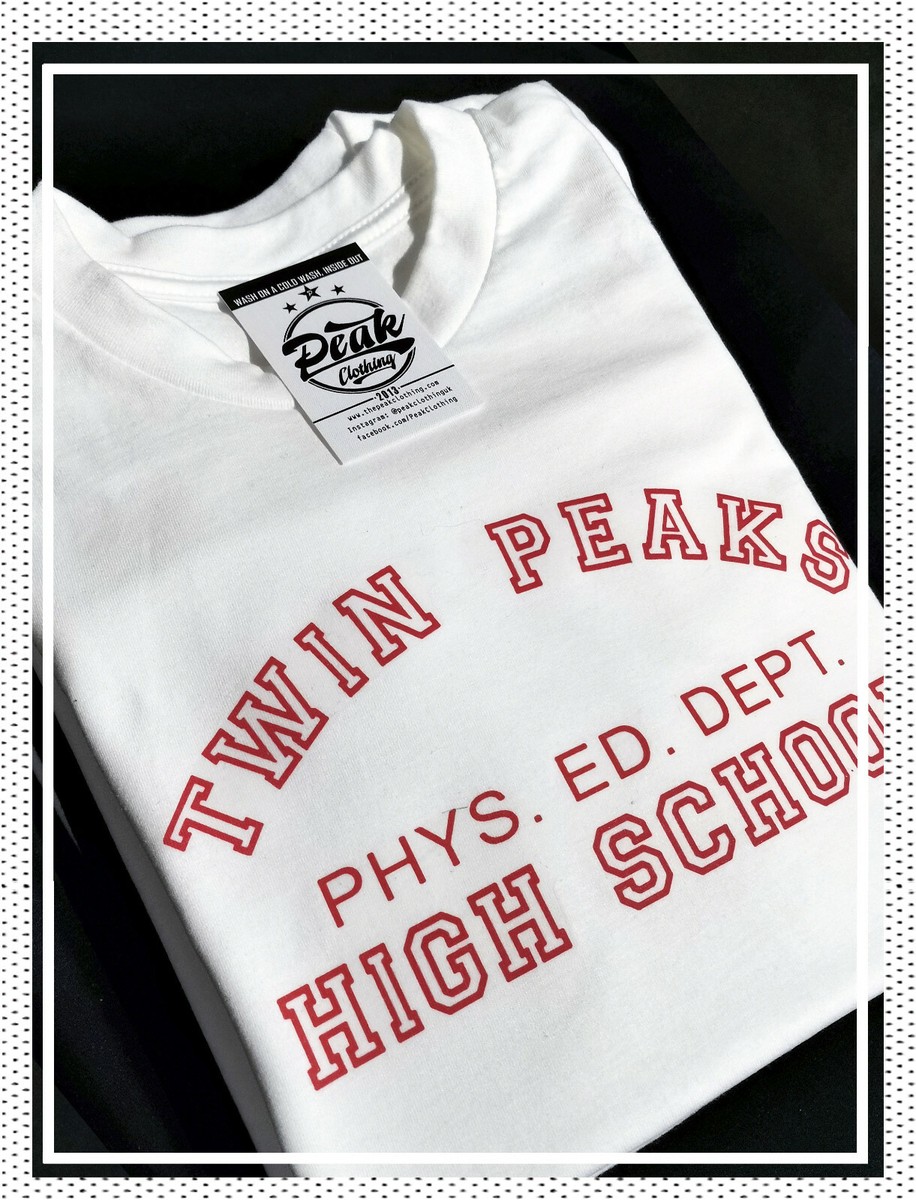 TWIN PEAKS HIGH SCHOOL T-SHIRT - 90S CULT TV - VINTAGE TEE TWIN PEAKS HIGH SCHOOL T-SHIRT - 90S CULT TV - VINTAGE TEE