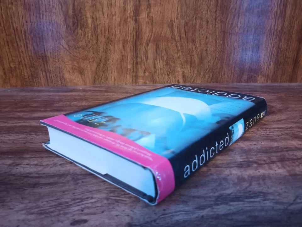 Addicted by Zane Hardcover with Dust Jacket Ex-Library Good Condition - Immagine 3 di 4
