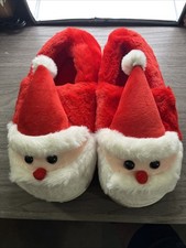 Santa Fuzzy Soft Slippers Sized 40-41 But Fits Like A Womens Size 8