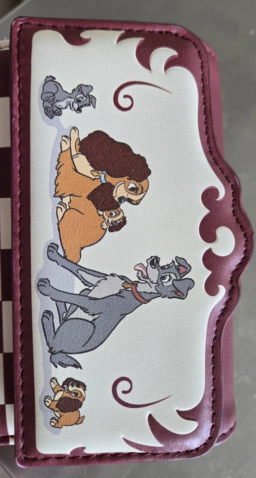 Cartera retrato de la familia de la dama y el vagabundo de Disney - exclusiva de BoxLunch Foto 4 de 4