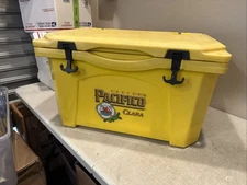 Grizzly 20 Qt Bear Proof Cooler Pacifico Beer Cerveza Clara Yellow Made in USA