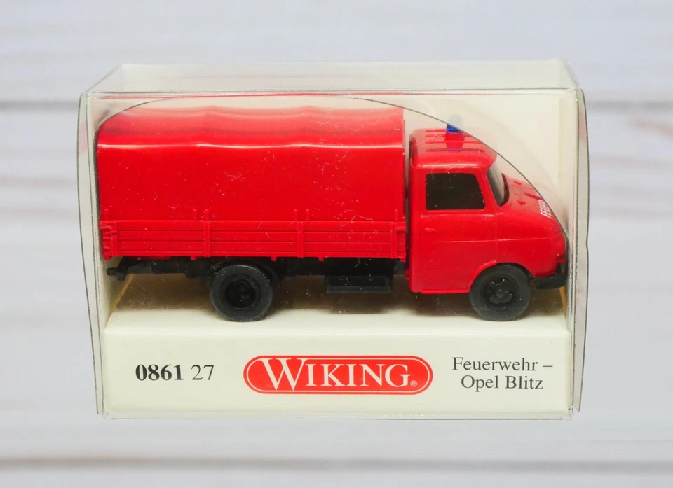 4 vehículos del Departamento de Bomberos Wiking, Ford Mercedes-Benz Opel Blitz, VW, escala HO Foto 2 de 4