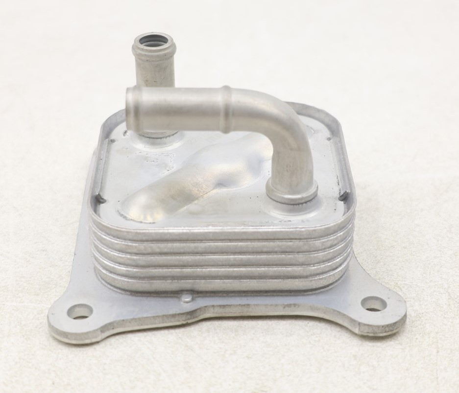 田中/A1313-6/ 1.8 Nissan 13 14 15 16 17 Sentra Oil Cooler 213053RC1A Kwik Ship