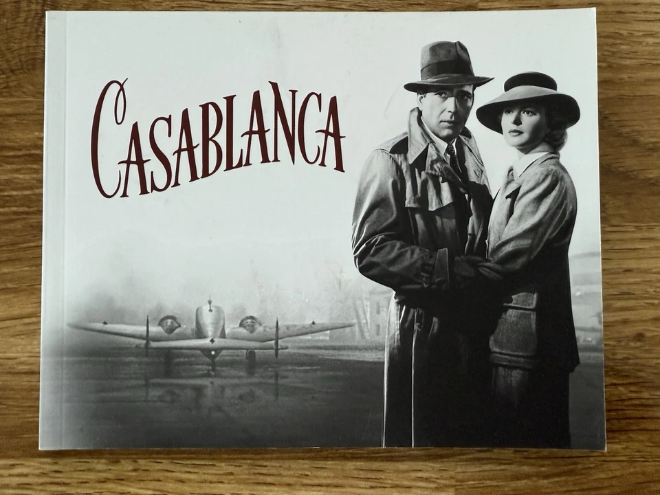 Casablanca Premium Collection With Booklet, 2 Blu-rays & DVD - Image 2 of 3