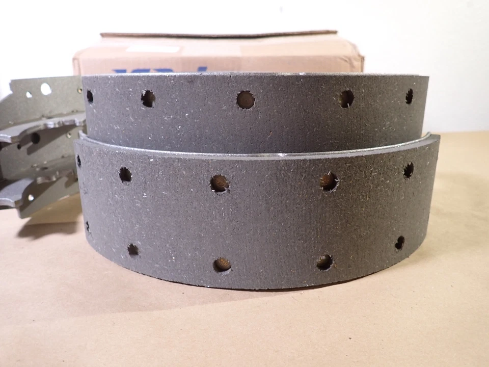 ACDelco GM 171-0939 Rear Drum Brake Shoe For Blazer C1500 C2500 Express Van Foto 3 de 4