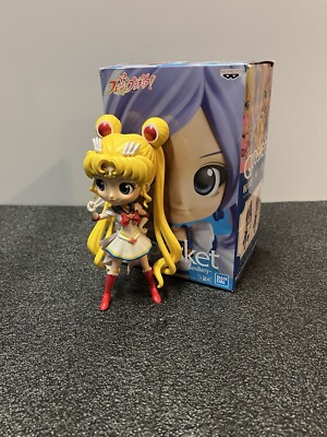 2 Figures CureBerry Q Posket New In Box  Pretty Guardian Super Sailor Moon Loose