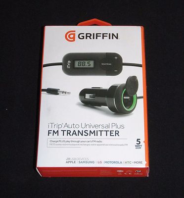 Griffin iTrip Auto Universal Plus-FM Transmitter & Car Charger P/N: NA22046-2