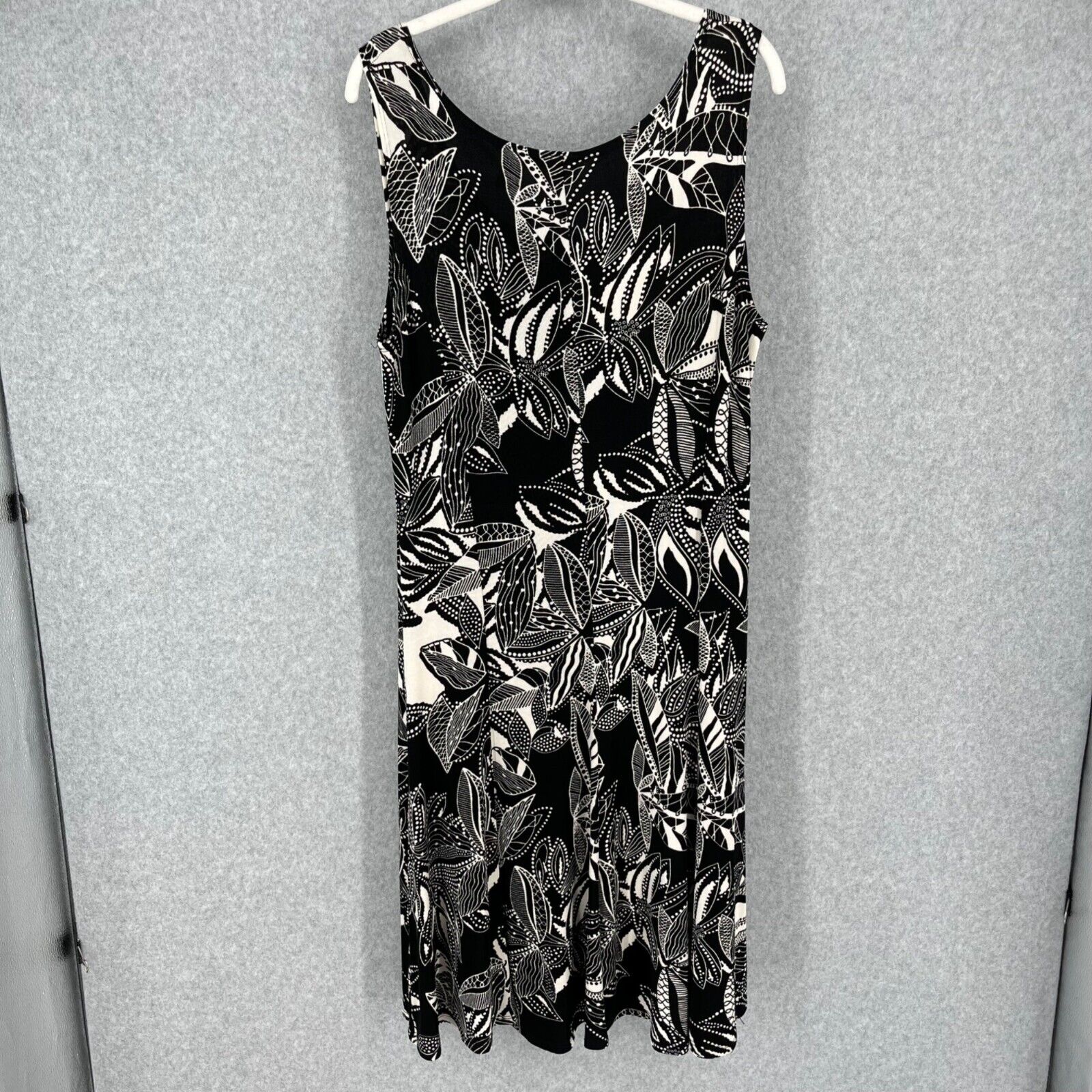 Chicos Travelers Slinky Knit Floral Dress Size L … - image 3