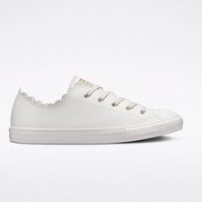 Image of Converse Chuck Taylor All Star Low 'Dainty Scalloped' Size 8.5UK White A02611C
