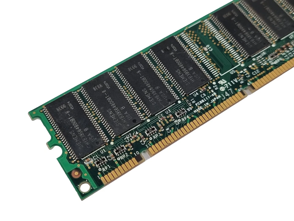 Vintage Siemens 64MB SDRAM PC100 168-Pin DIMM | HYB39S64800BT-8 | Single-Sided - Image 2 of 4
