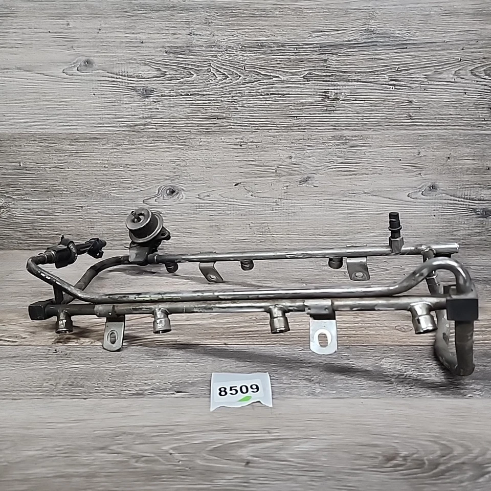 1992-1996 Ford F150 Bronco 5.0 302 V8 Fuel Injection Rail 3 Bolt Regulator - Image 3 of 4