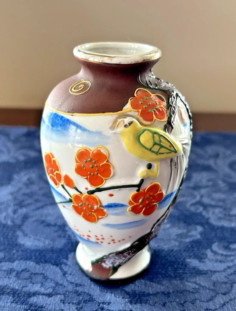 Japan Bird Vase In Collectible Japanese Vases & Jars (1900-Now