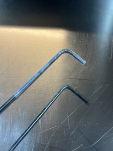 Haken + Grundlage Stoßdämpfer Waschmaschine Indesit Bwt e71253p (It)