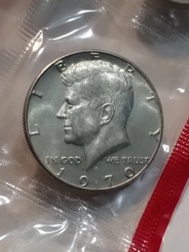 1970 D KENNEDY HALF DOLLAR SILVER 50 CENT VINTAGE COIN COLLECTIBLE UNCIRCULATED