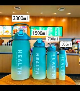  Water Bottles Sets Of  4 in 1 two colors Pink and Green 