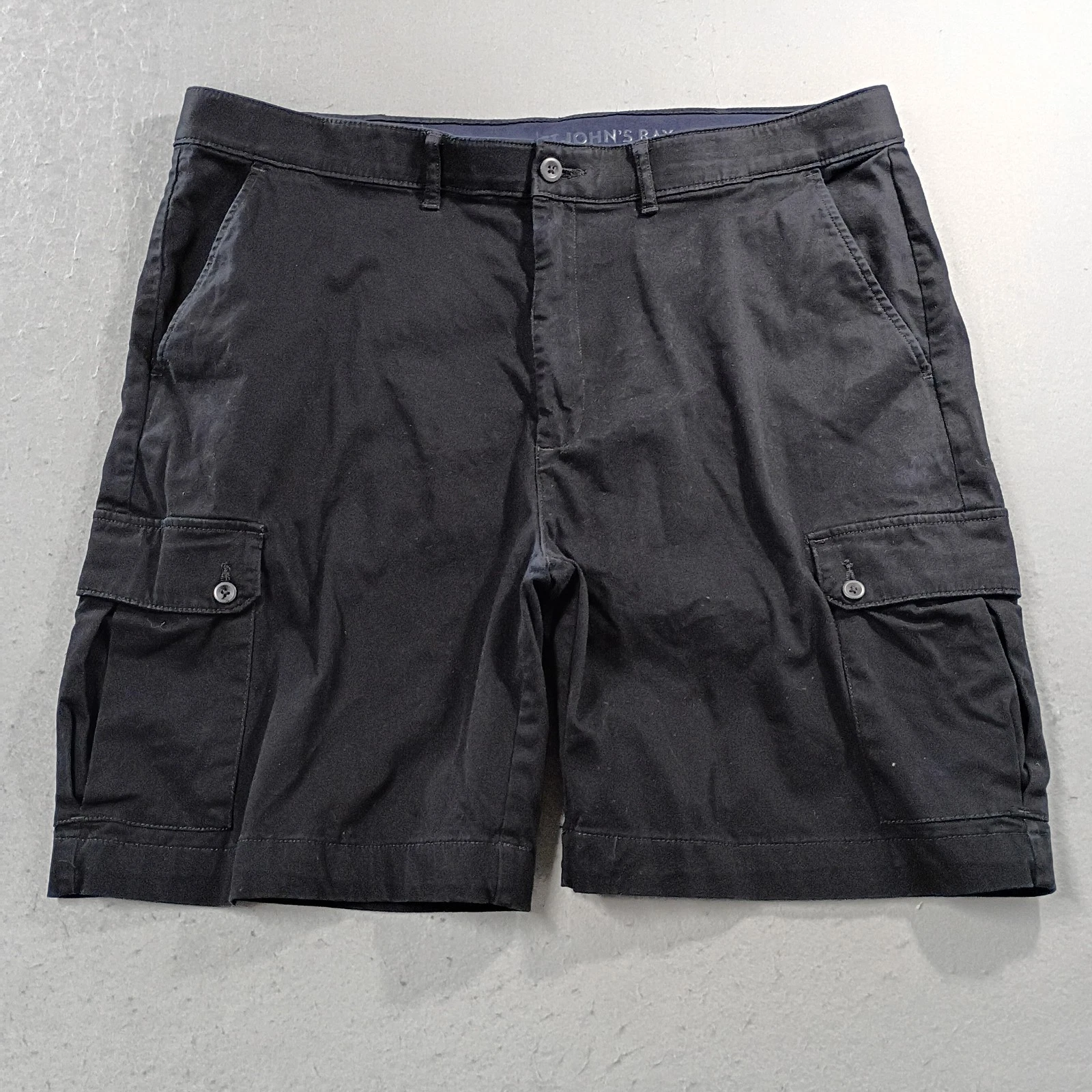 St. John's Bay Cargo Shorts Mens 44 Big Flat Front Stretch Cotton Hiking Black