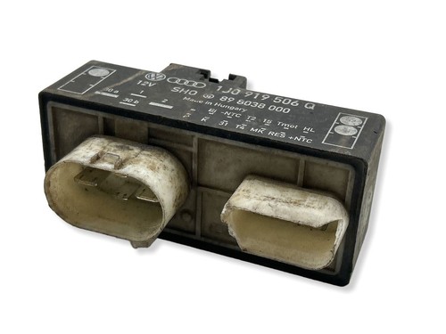 Volkswagen Golf IV 2001 Benzin Relais Kühlerlüfter 1J0919506Q NAB70641