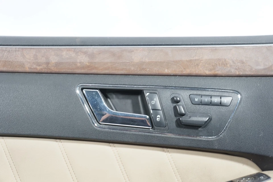 MERCEDES BENZ E350 2010-2013 PANEL DE PUERTA INTERIOR DELANTERO IZQUIERDO LADO DEL CONDUCTOR OEM Foto 2 de 4
