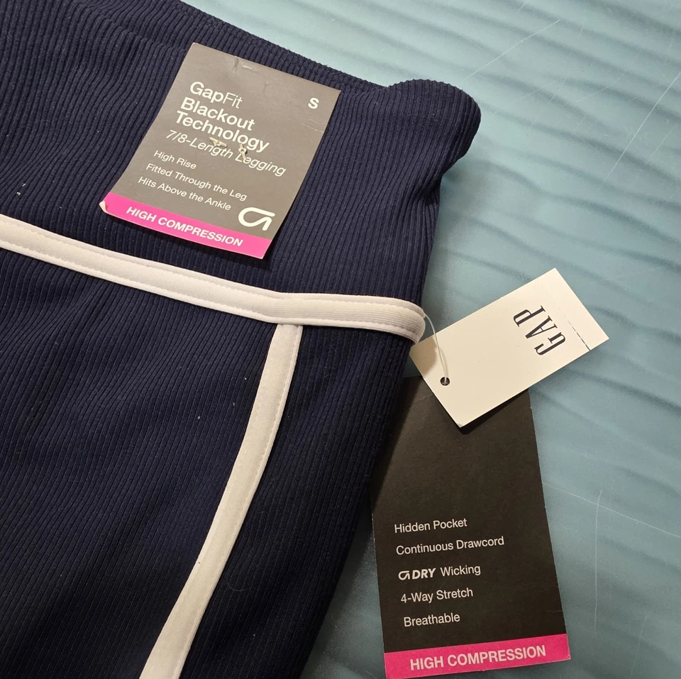 全新带标签 Gap Fit 女式高腰罗纹郁金香下摆海军蓝和白色打底裤 S 码 — 第 4/4 张图片