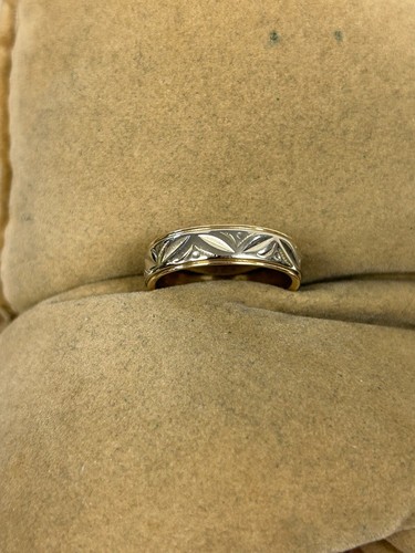 ANILLO CINTA CLÁSICO DISEÑO GRABADO ORO 14K DOS TONOS 4,8 mm TALLA 6,25 - Imagen 9 de 11