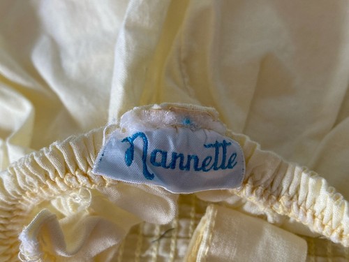 1960 Nannette 6-9 Month Size Yellow Bubble Romper Sunsuit Lace Embroidery EVC - Imagen 9 de 9