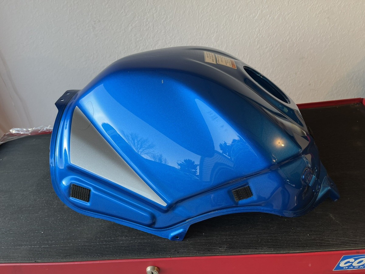 44100-17K30-YSF GSXR 1000 Fuel Tank 2023 Blue Fits 2017-2024