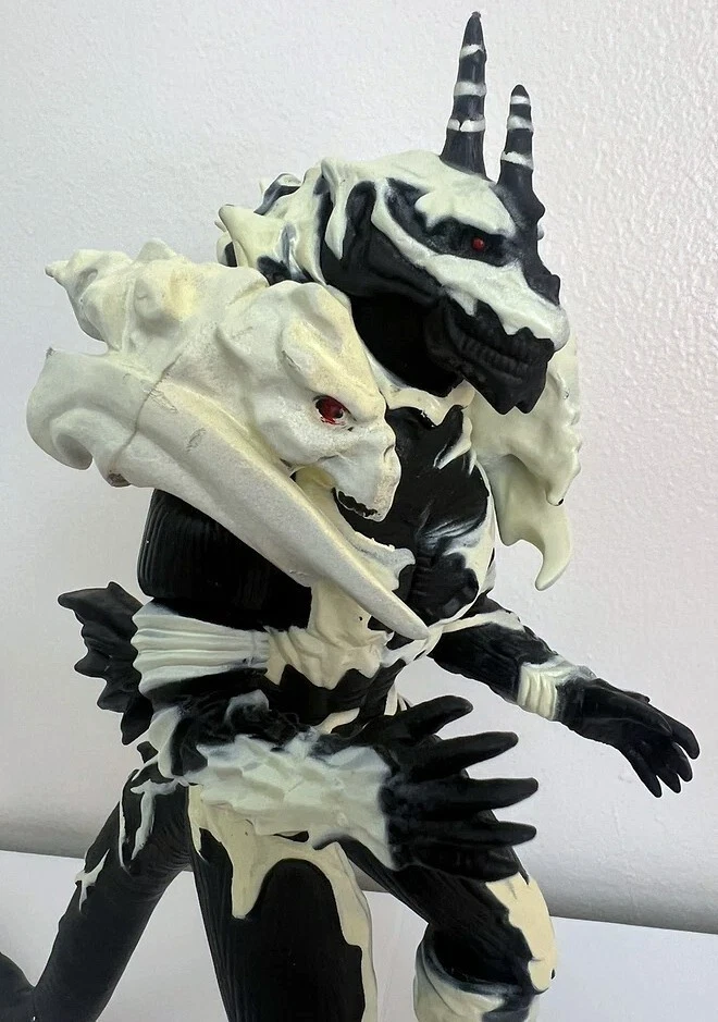 GODZILLA action figure 9” MONSTER X Kaiser Ghidorah FINAL WARS Kong King BANDAI - Image 2 of 4